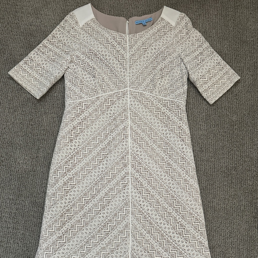 Anotonio Melani lace ivory/nude sheath dress - size 10 women's